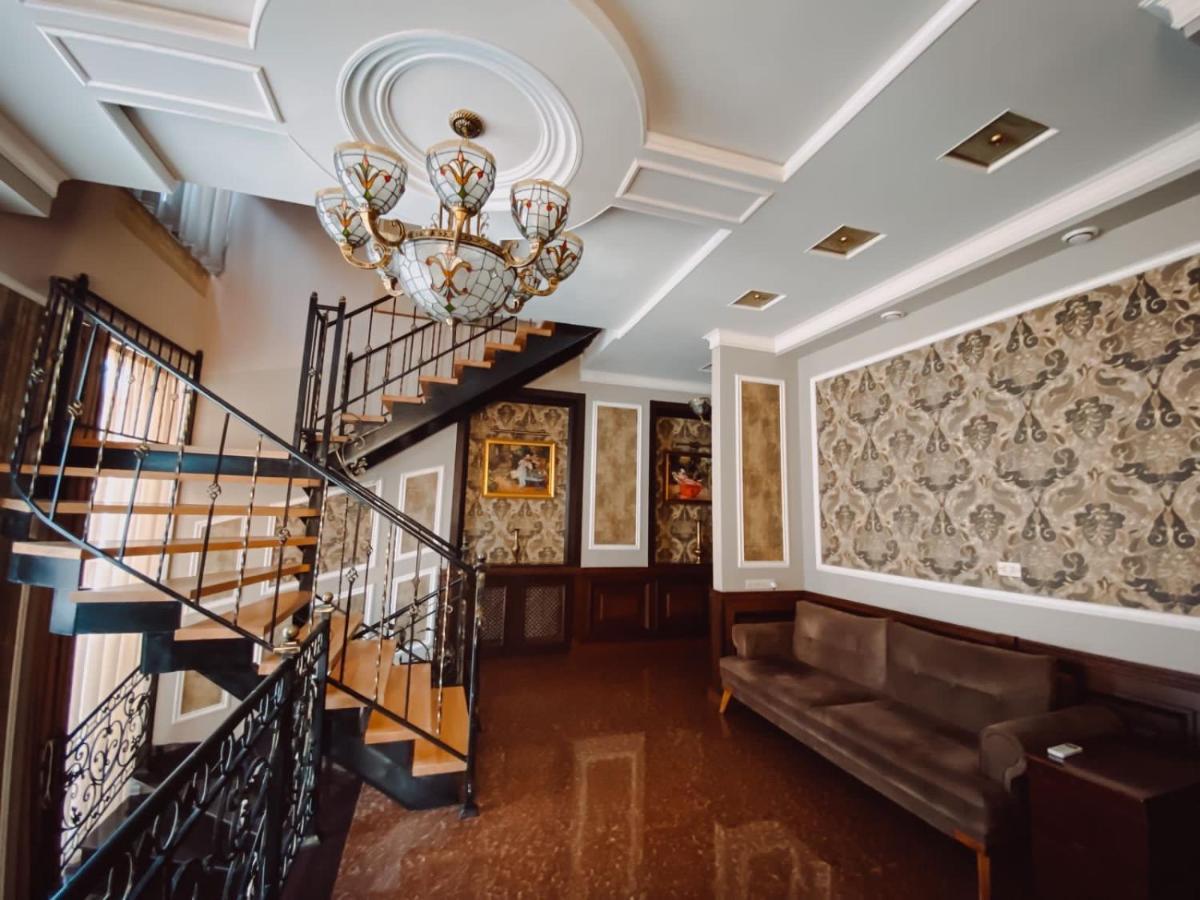 Hotel Royal Renaysance Erywań Zewnętrze zdjęcie