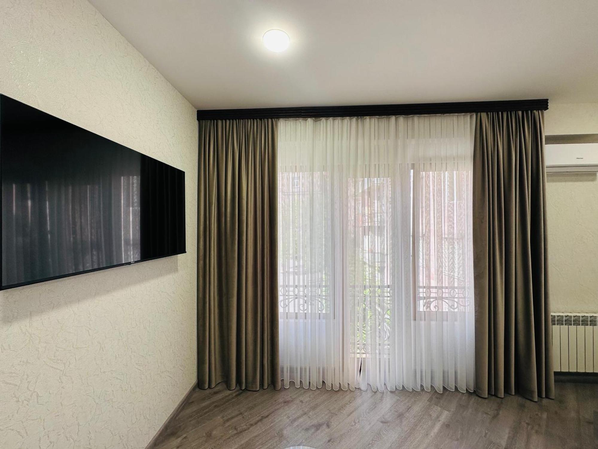 Hotel Royal Renaysance Erywań Zewnętrze zdjęcie